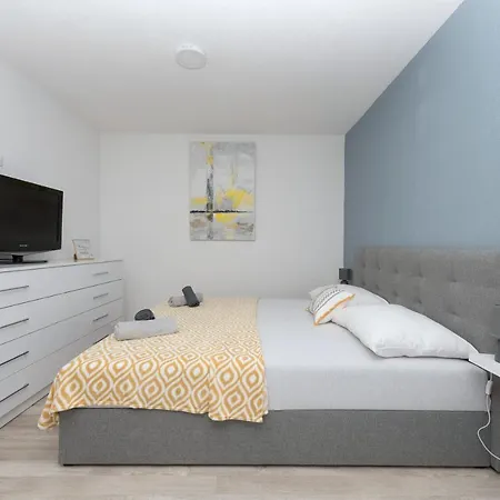 Апартаменты Penthouse Anna
