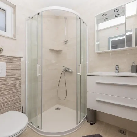 Penthouse Anna Макарска