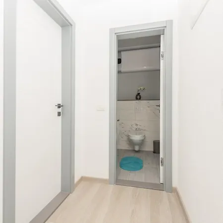 Penthouse Anna Апартаменты Макарска