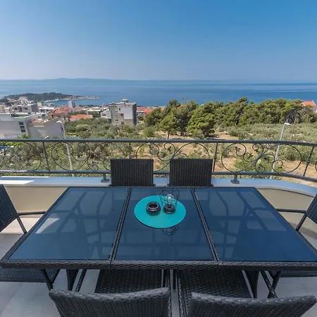 Penthouse Anna *